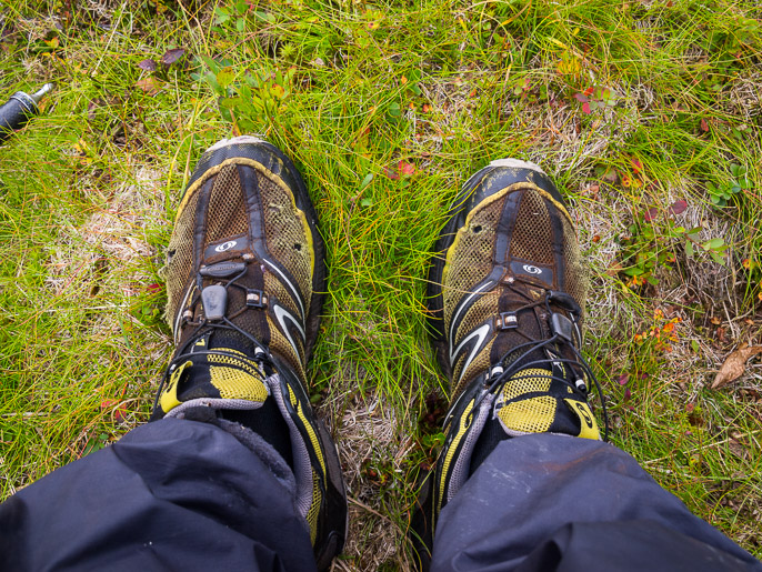 Kengät keräsivät väriä maatuvasta materiasta. Riggasvarri, Norja